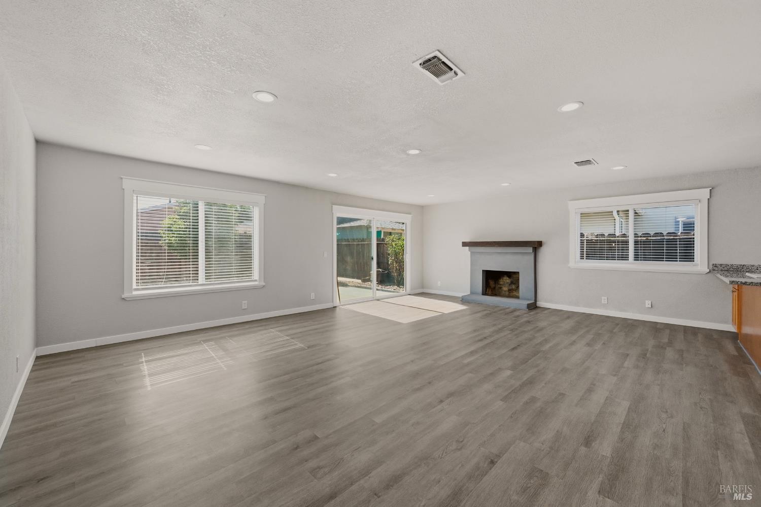 180 Weymouth Court Vacaville CA 95687