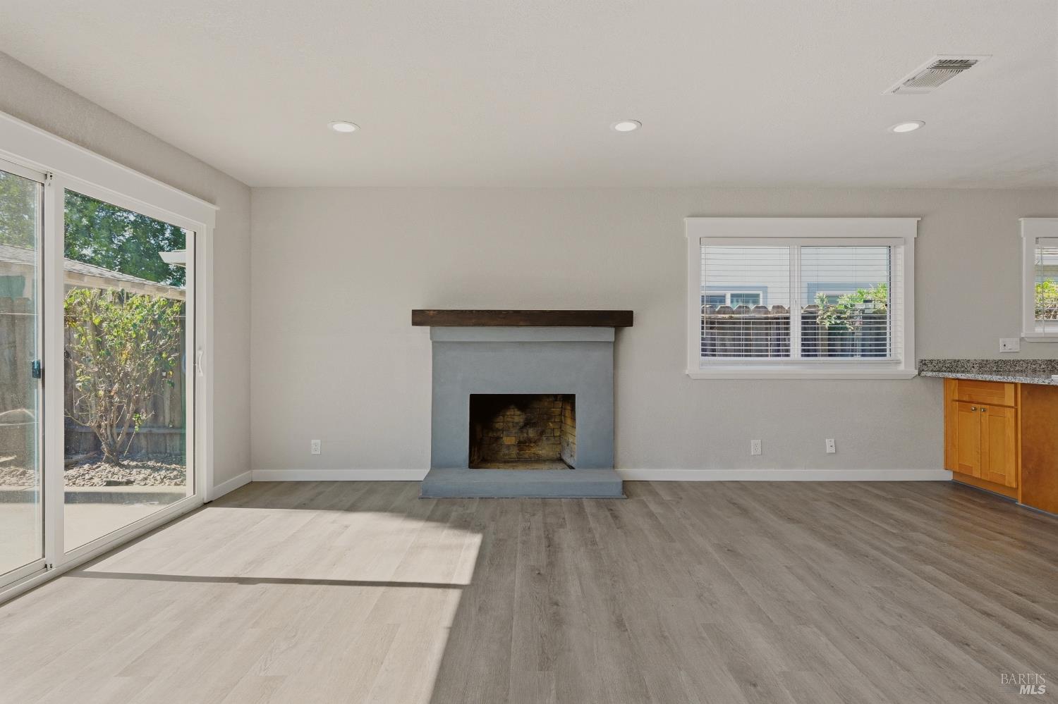 180 Weymouth Court Vacaville CA 95687