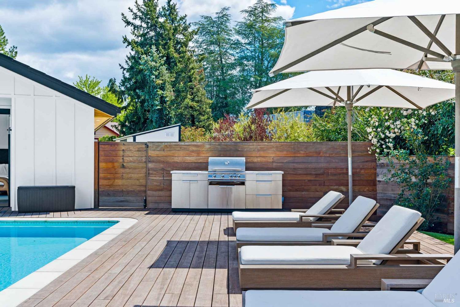1509 Riesling Way St. Helena CA 94574
