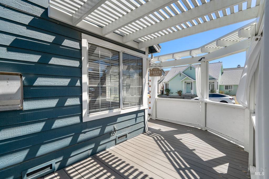 902 Edgewood Circle Suisun City CA 94585