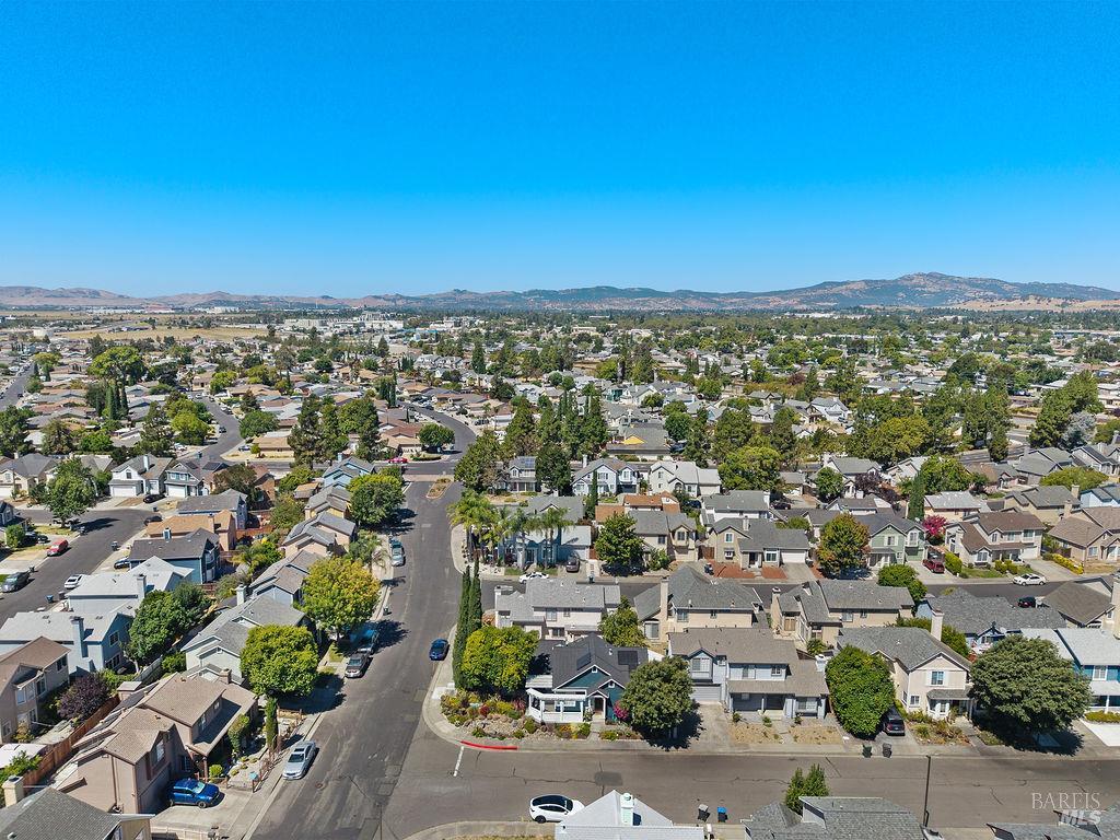 902 Edgewood Circle Suisun City CA 94585