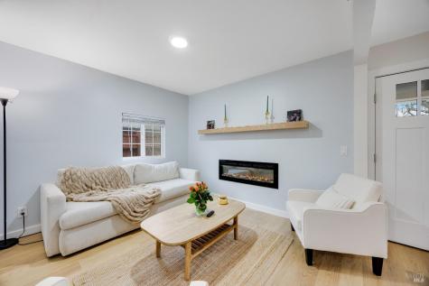 250 Maple Avenue Kenwood CA 95452