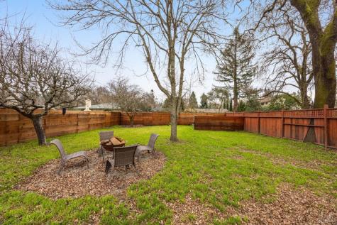 250 Maple Avenue Kenwood CA 95452