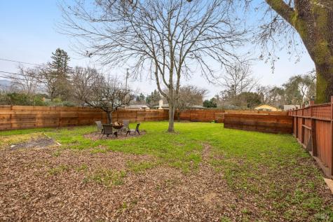 250 Maple Avenue Kenwood CA 95452