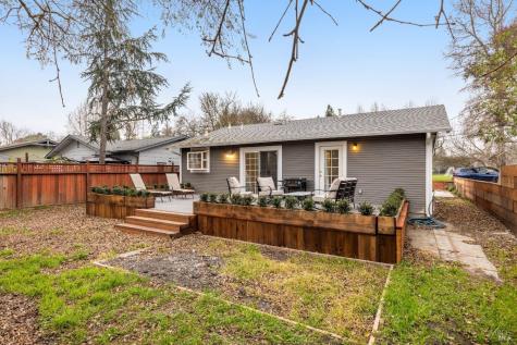 250 Maple Avenue Kenwood CA 95452