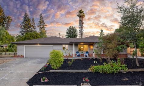 900 Dorthel Street Sebastopol CA 95472