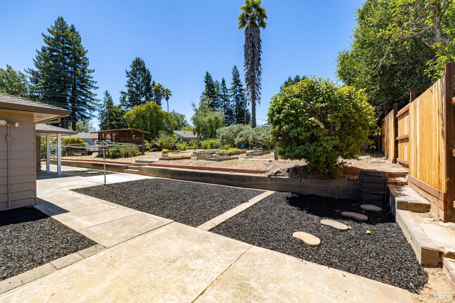900 Dorthel Street Sebastopol CA 95472
