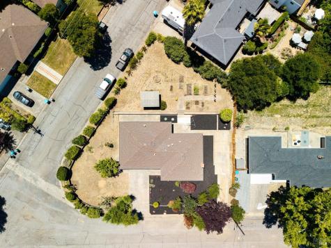 900 Dorthel Street Sebastopol CA 95472