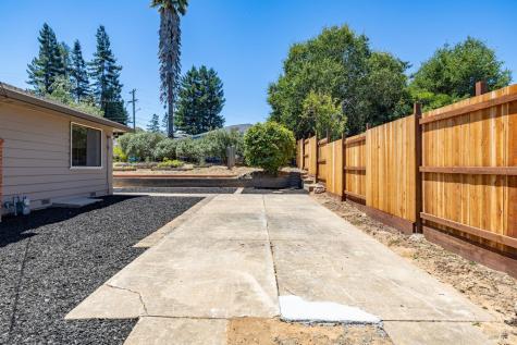 900 Dorthel Street Sebastopol CA 95472