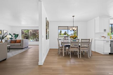 900 Dorthel Street Sebastopol CA 95472