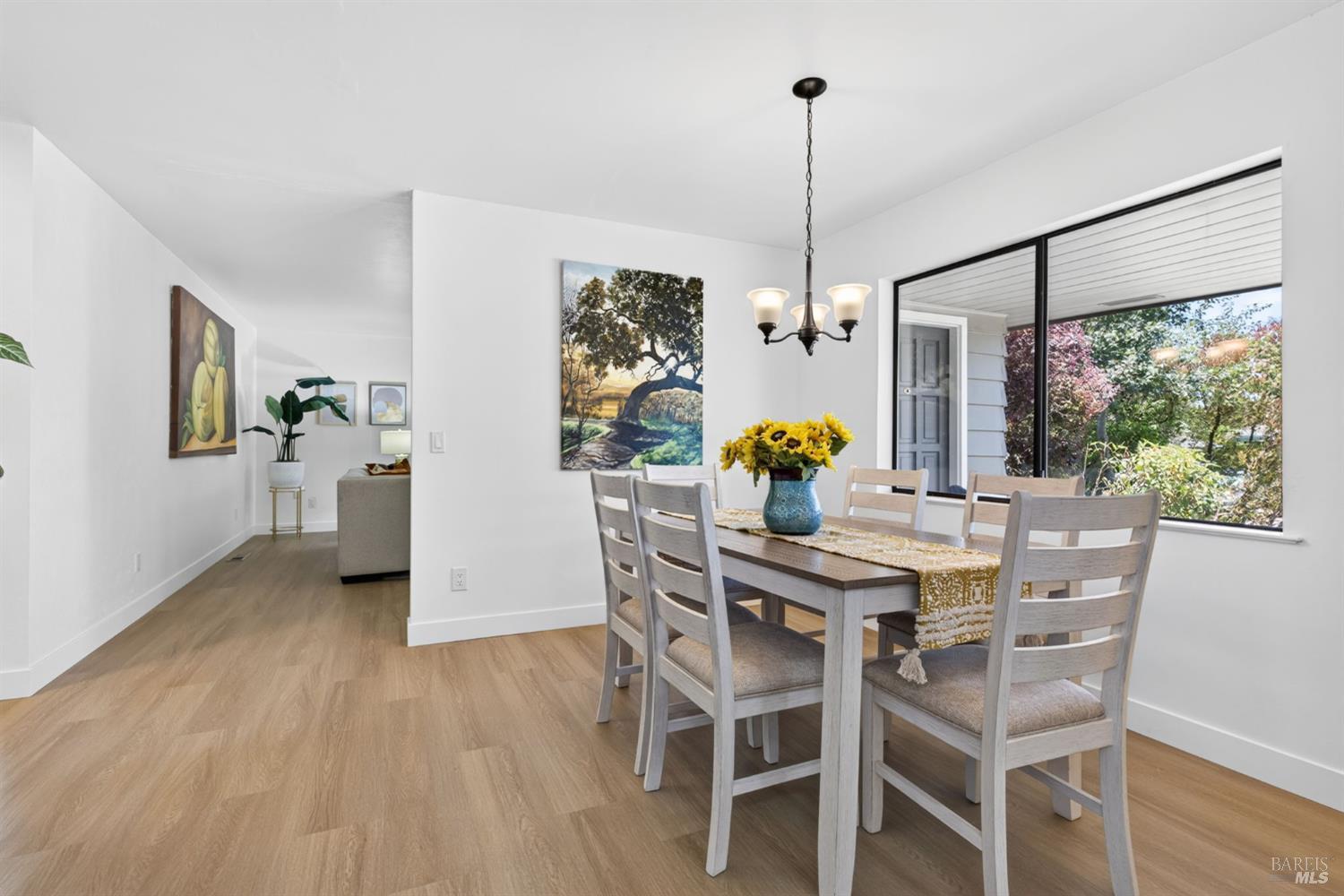 900 Dorthel Street Sebastopol CA 95472