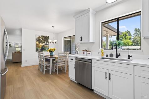 900 Dorthel Street Sebastopol CA 95472