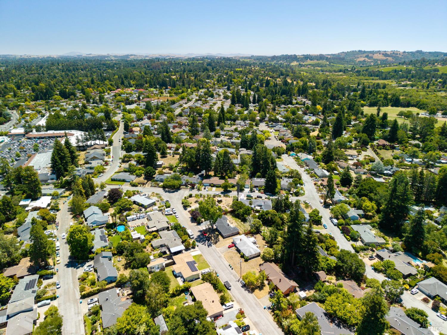 900 Dorthel Street Sebastopol CA 95472