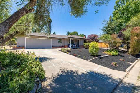 900 Dorthel Street Sebastopol CA 95472