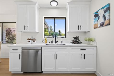 900 Dorthel Street Sebastopol CA 95472