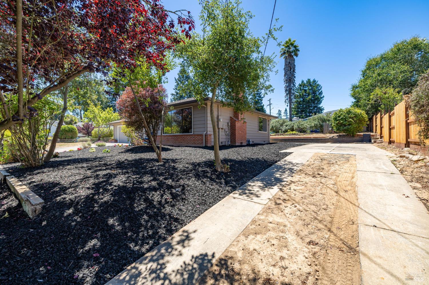 900 Dorthel Street Sebastopol CA 95472