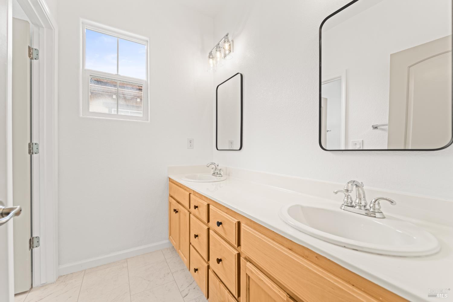 8364 Bennington Court Vallejo CA 94591