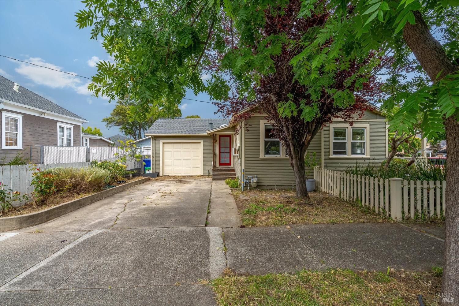 1040 H Street Napa CA 94559