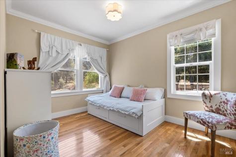 1704 Hurlbut Lane Sebastopol CA 95472