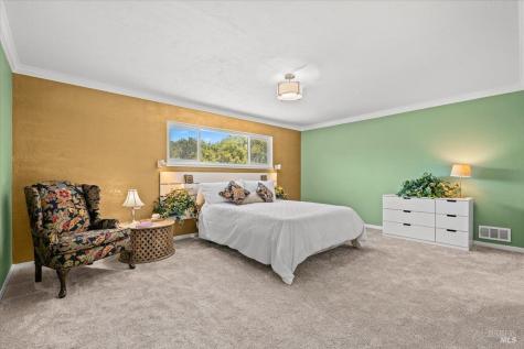 1704 Hurlbut Lane Sebastopol CA 95472