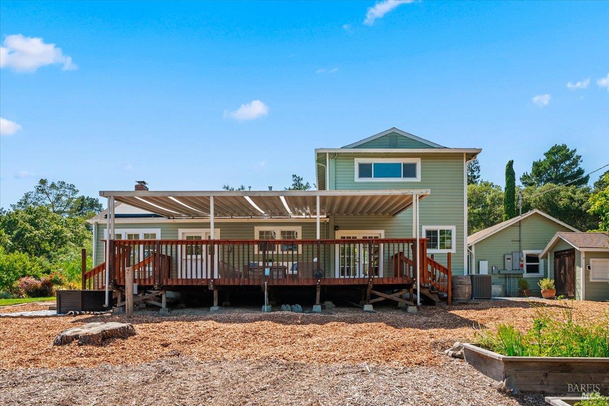 1704 Hurlbut Lane Sebastopol CA 95472