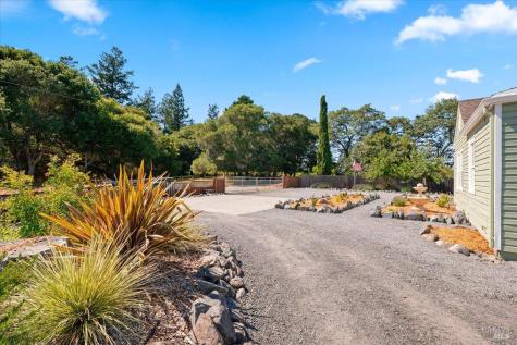 1704 Hurlbut Lane Sebastopol CA 95472