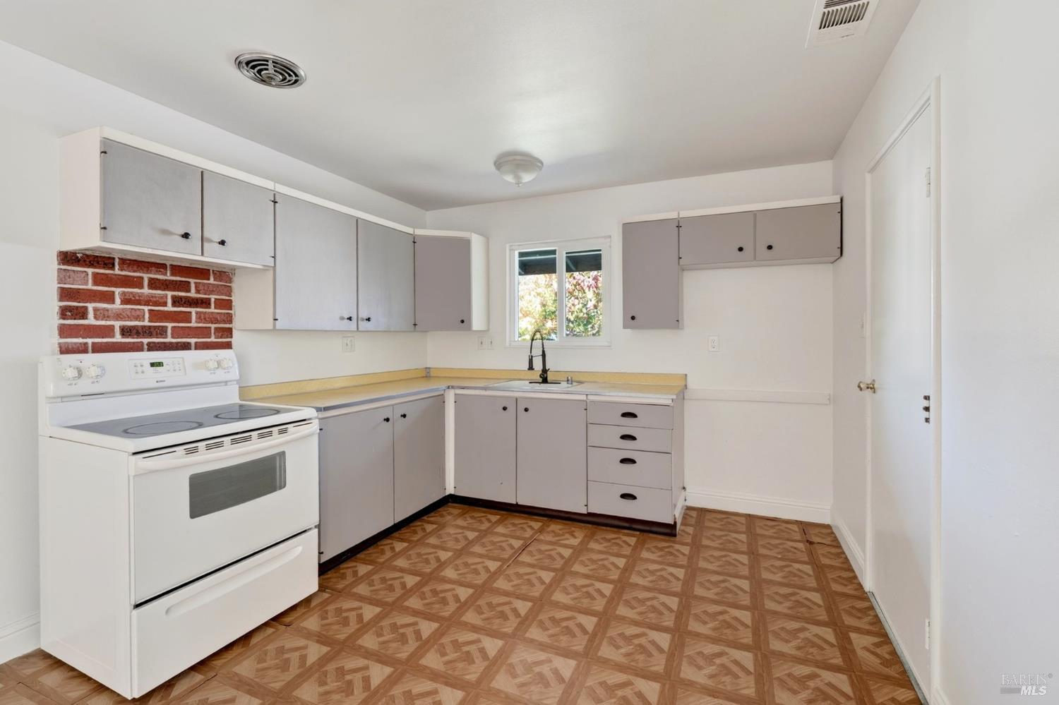 3645 Beckworth Drive Napa CA 94558
