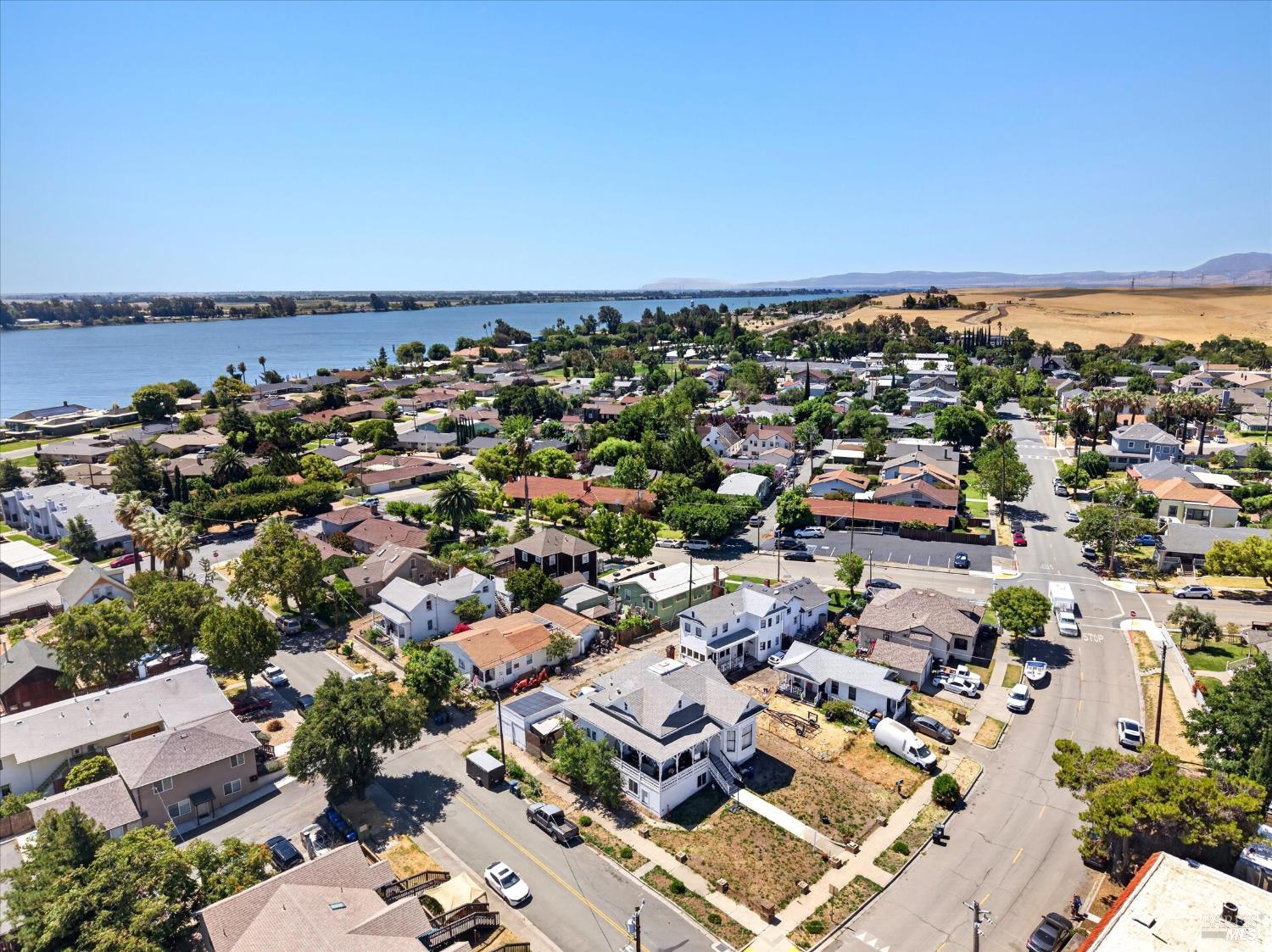 205 S 2nd Street Rio Vista CA 94571
