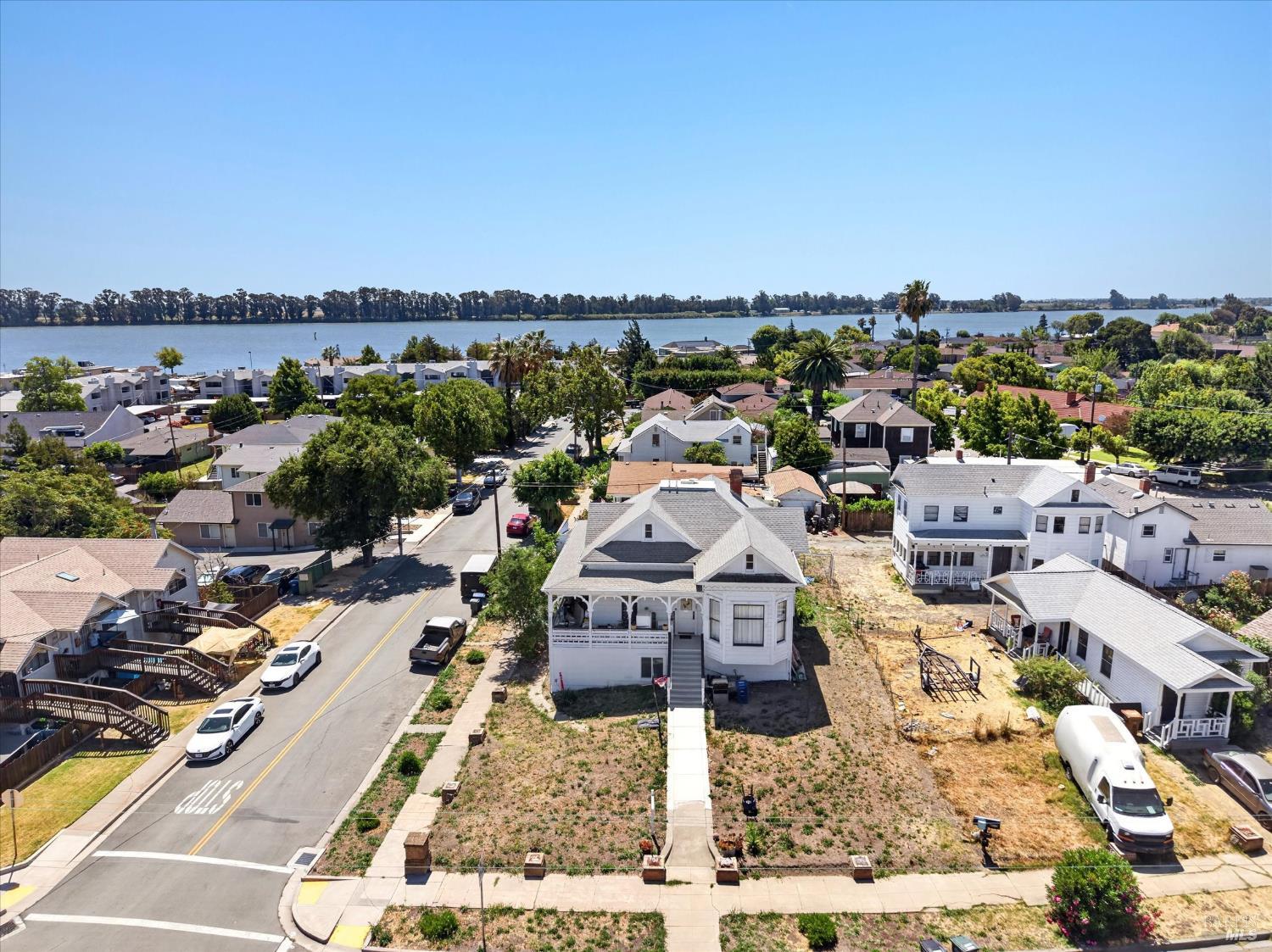 205 S 2nd Street Rio Vista CA 94571