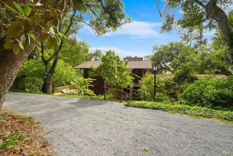 2019 Pleasant Hill Road Sebastopol CA 95472