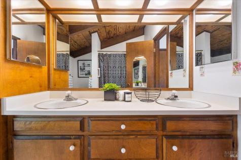 2019 Pleasant Hill Road Sebastopol CA 95472