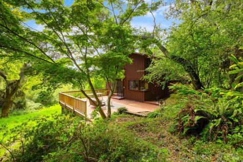 2019 Pleasant Hill Road Sebastopol CA 95472