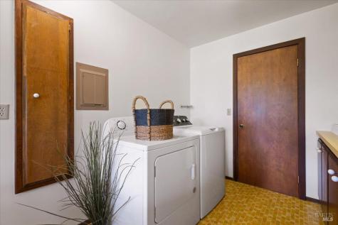 2019 Pleasant Hill Road Sebastopol CA 95472