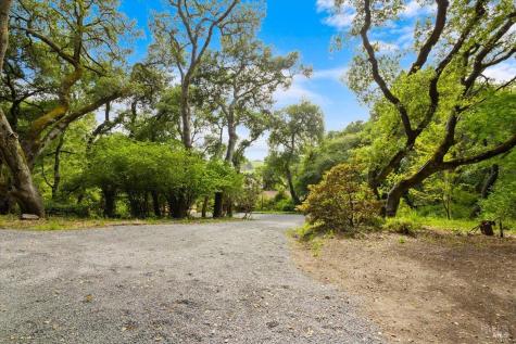 2019 Pleasant Hill Road Sebastopol CA 95472