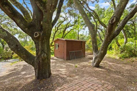 2019 Pleasant Hill Road Sebastopol CA 95472