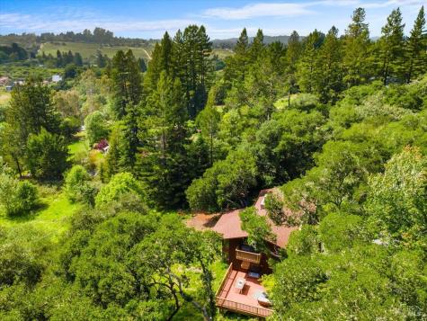 2019 Pleasant Hill Road Sebastopol CA 95472