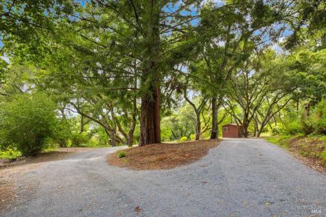2019 Pleasant Hill Road Sebastopol CA 95472