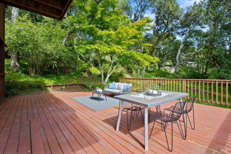 2019 Pleasant Hill Road Sebastopol CA 95472