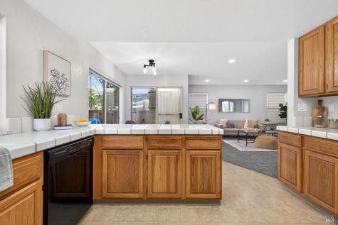300 Summer Rain Drive Windsor CA 95492
