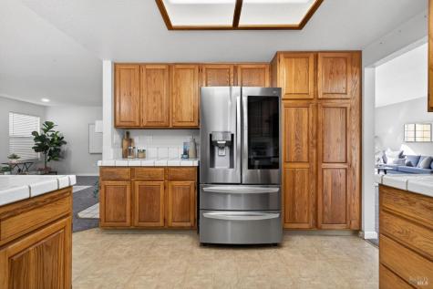 300 Summer Rain Drive Windsor CA 95492