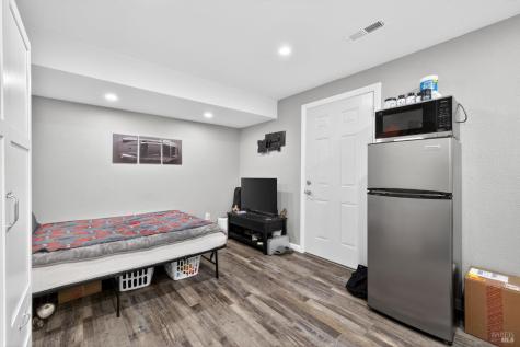300 Summer Rain Drive Windsor CA 95492