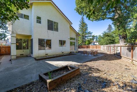 300 Summer Rain Drive Windsor CA 95492