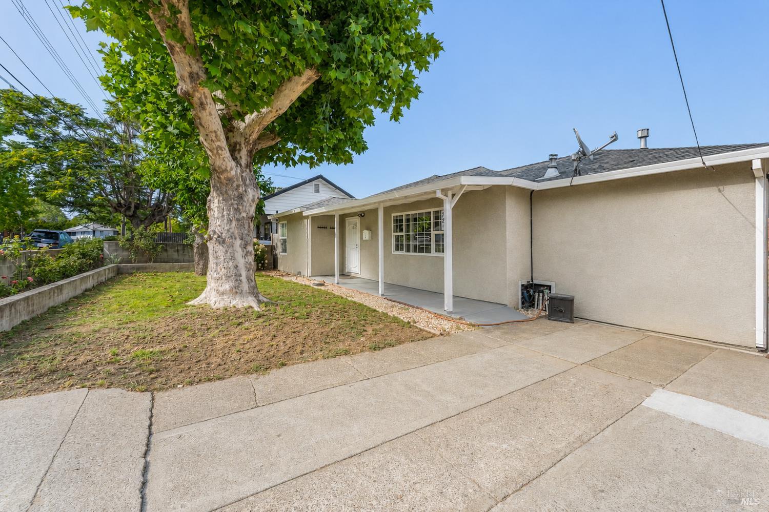 721 S Oak Street Ukiah CA 95482