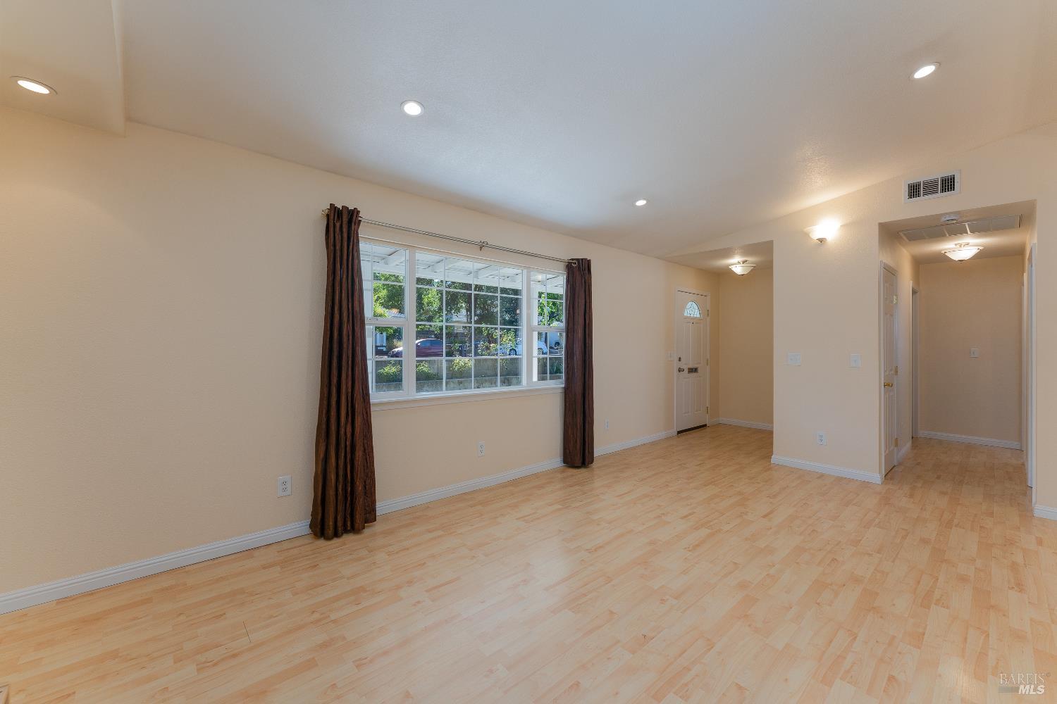 721 S Oak Street Ukiah CA 95482
