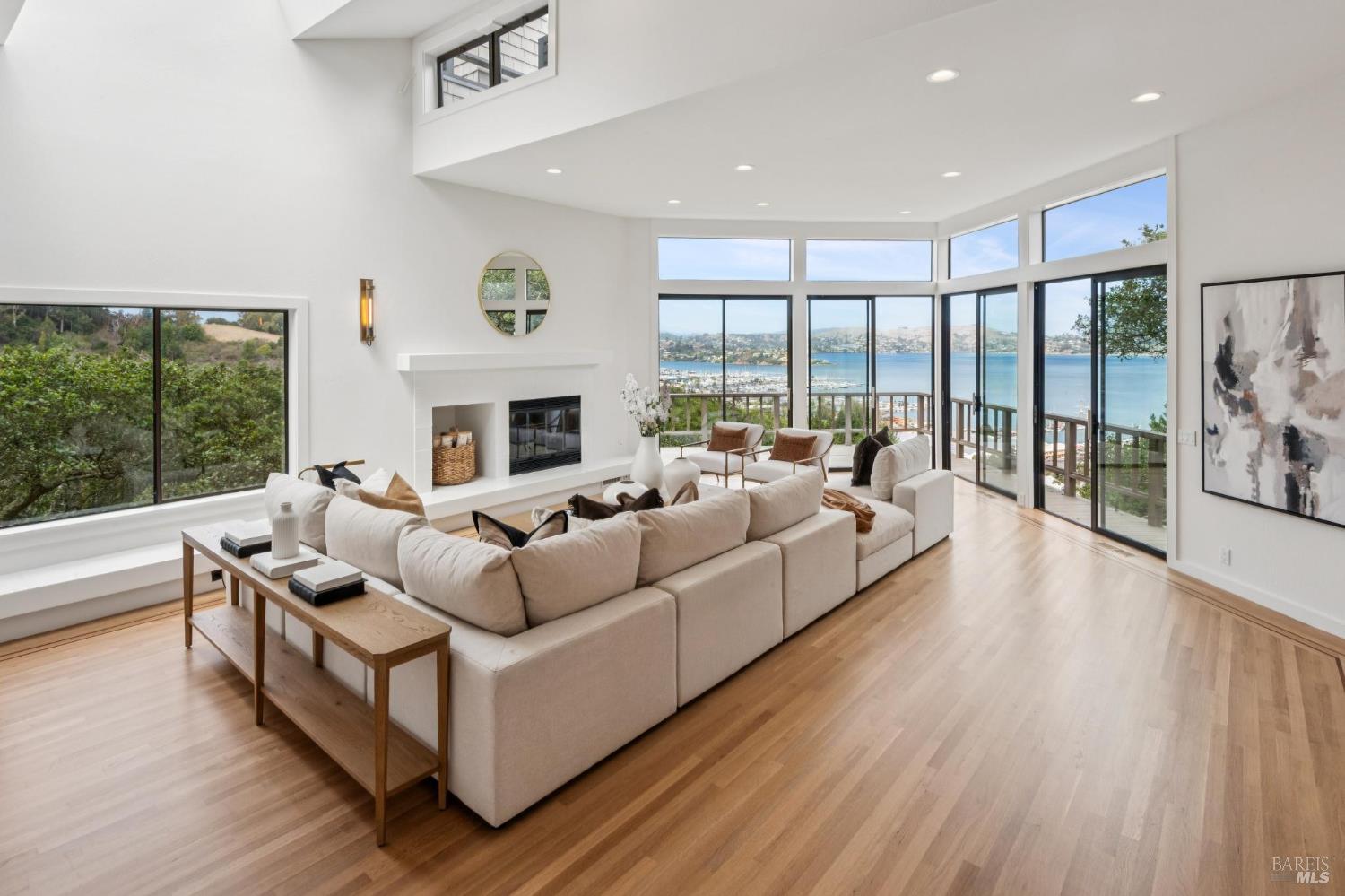1 Laurel Lane Sausalito CA 94965