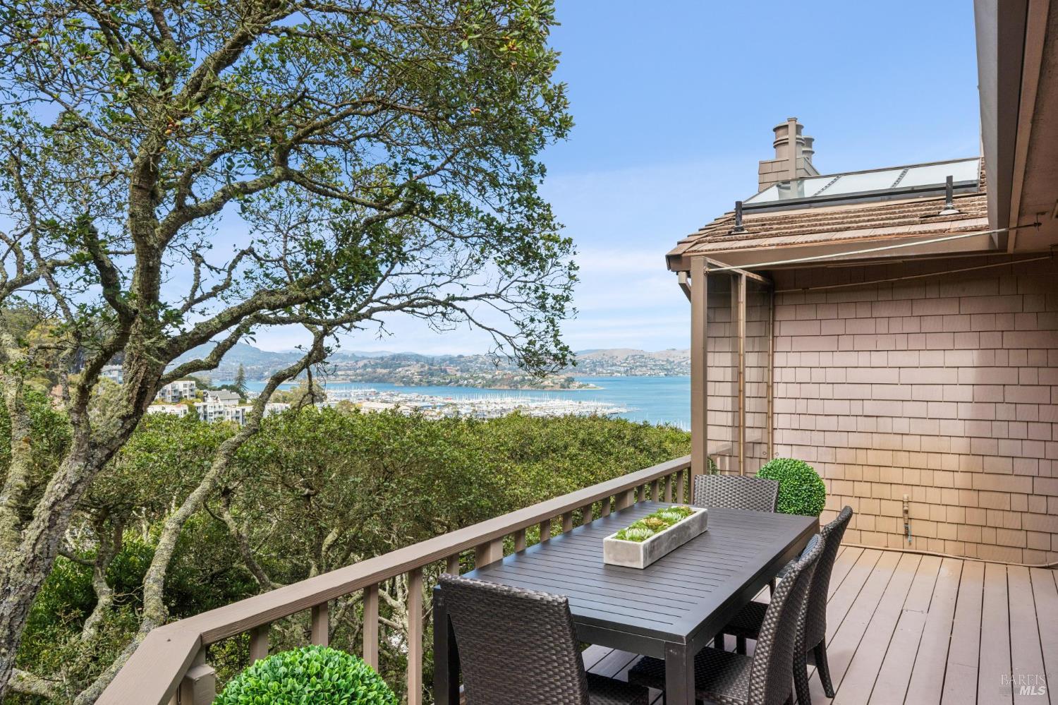 1 Laurel Lane Sausalito CA 94965