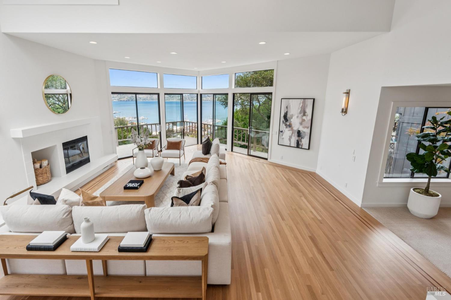 1 Laurel Lane Sausalito CA 94965