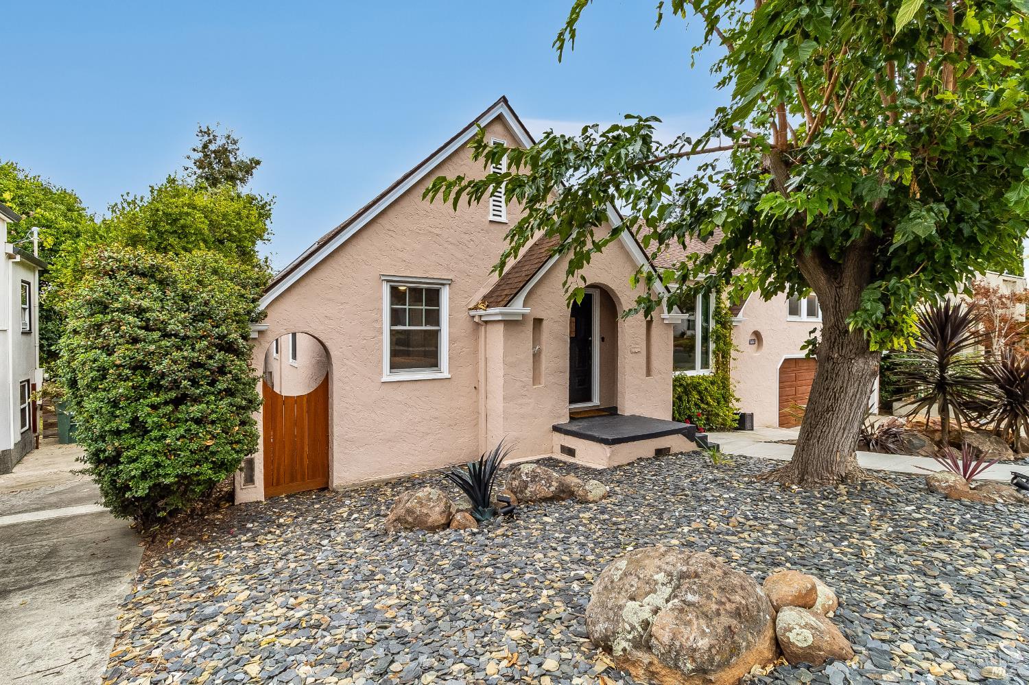 144 Mountain View Avenue Vallejo CA 94590
