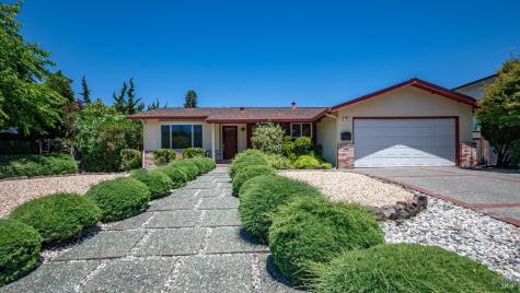 165 San Luis Way Novato CA 94945