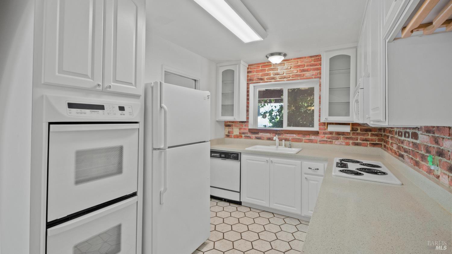 165 San Luis Way Novato CA 94945